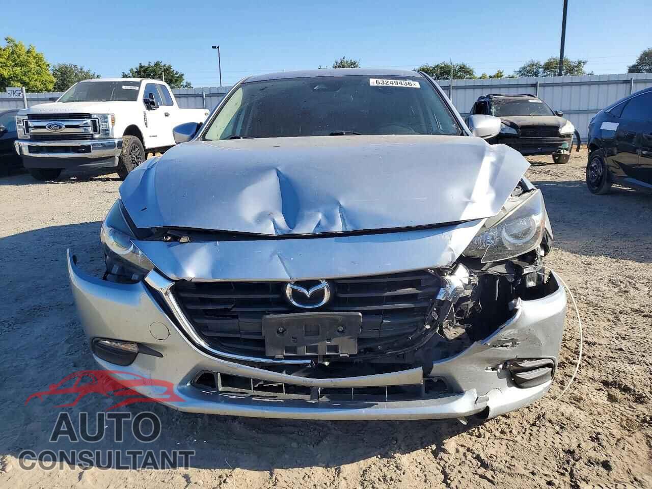 MAZDA 3 2017 - 3MZBN1L74HM109852