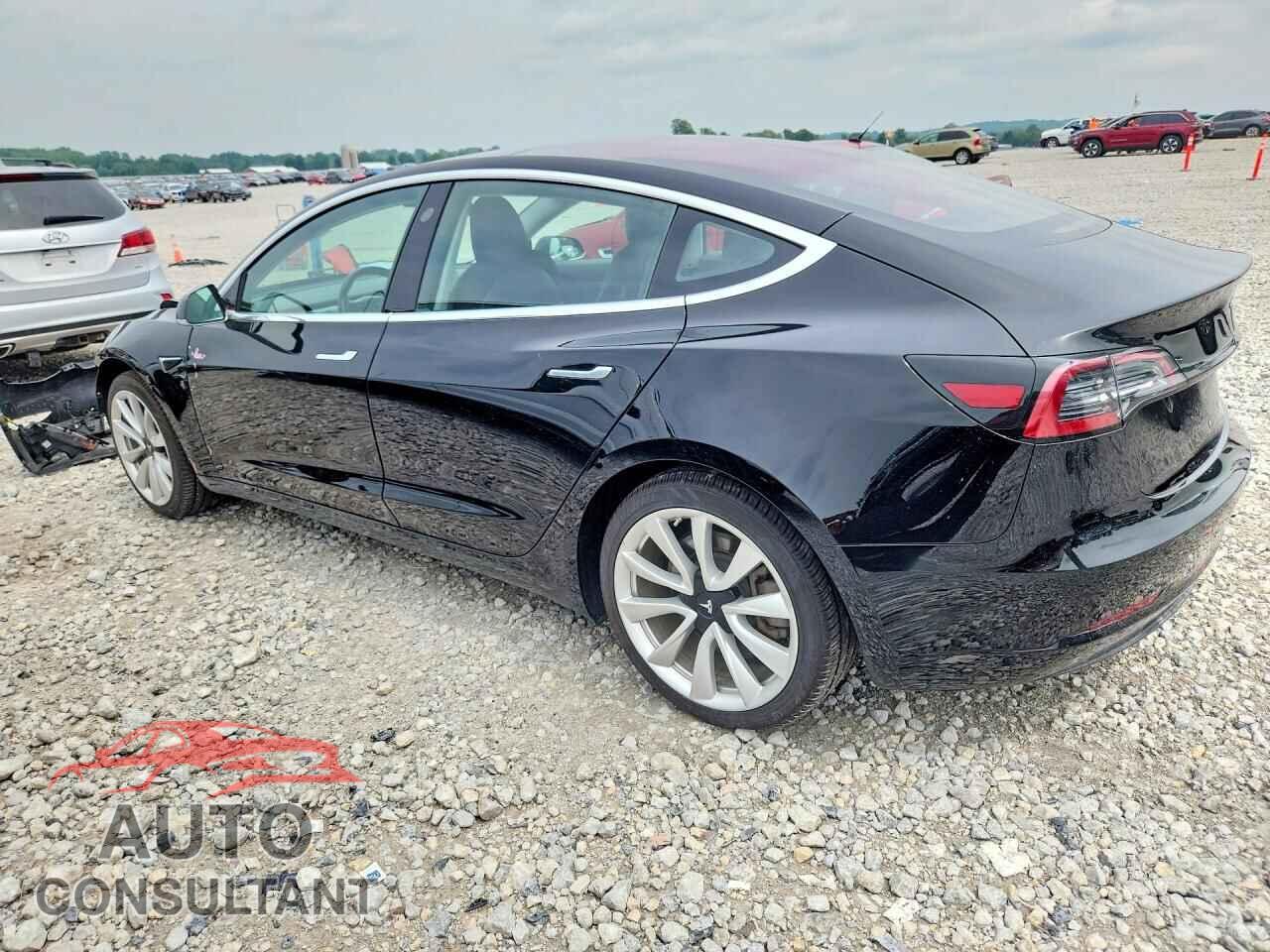TESLA MODEL 3 2018 - 5YJ3E1EA0JF039132