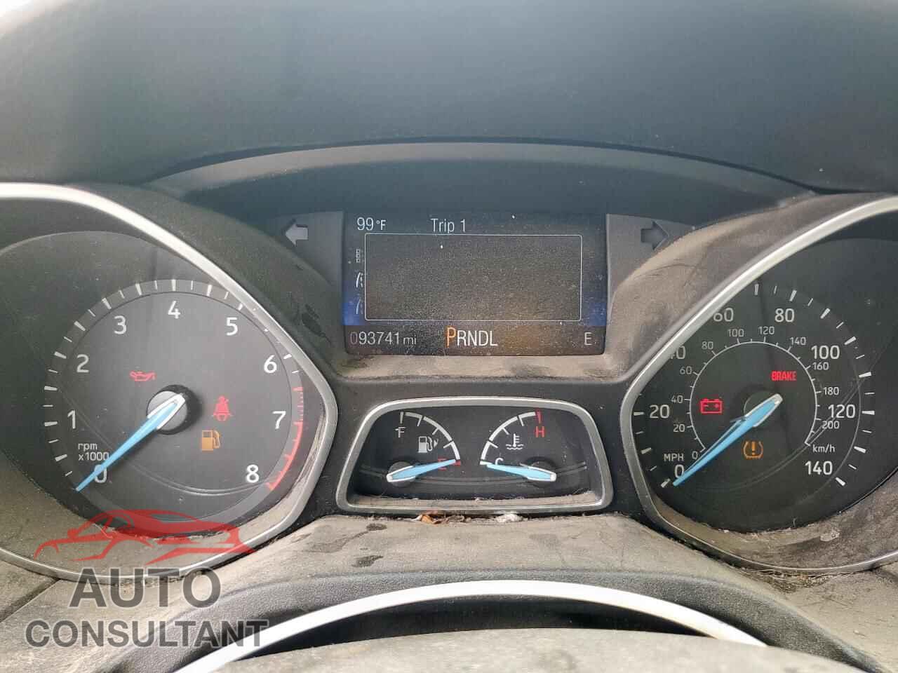 FORD FOCUS 2015 - 1FADP3F21FL210370