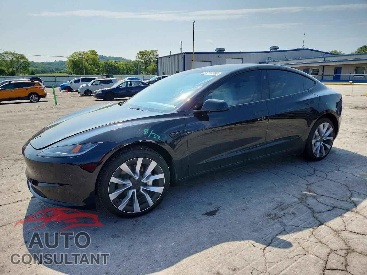 TESLA MODEL 3 2026 - 5YJ3E1EA2TF140904