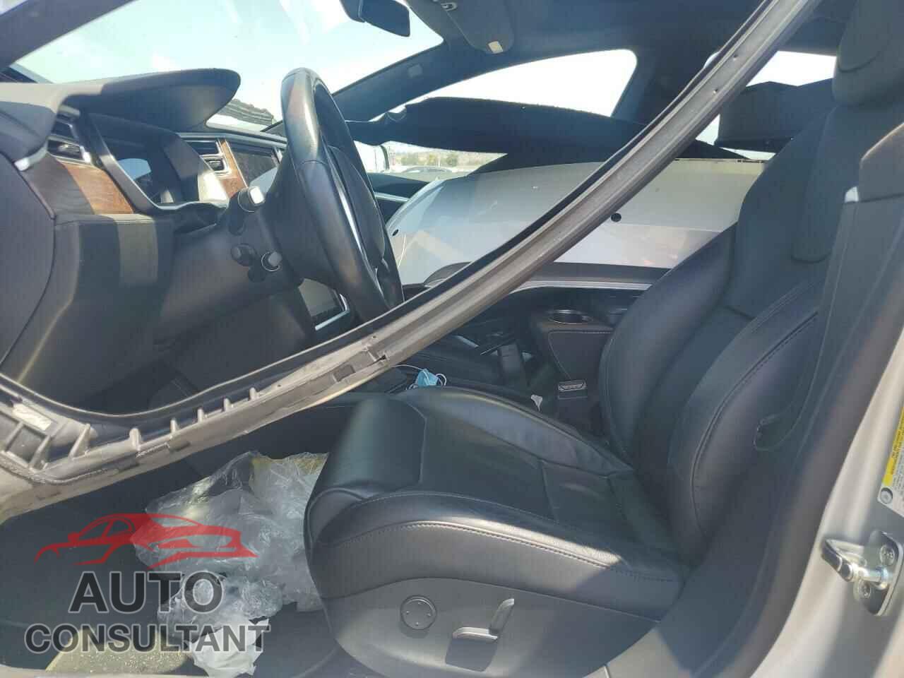 TESLA MODEL S 2017 - 5YJSA1E26HF209388