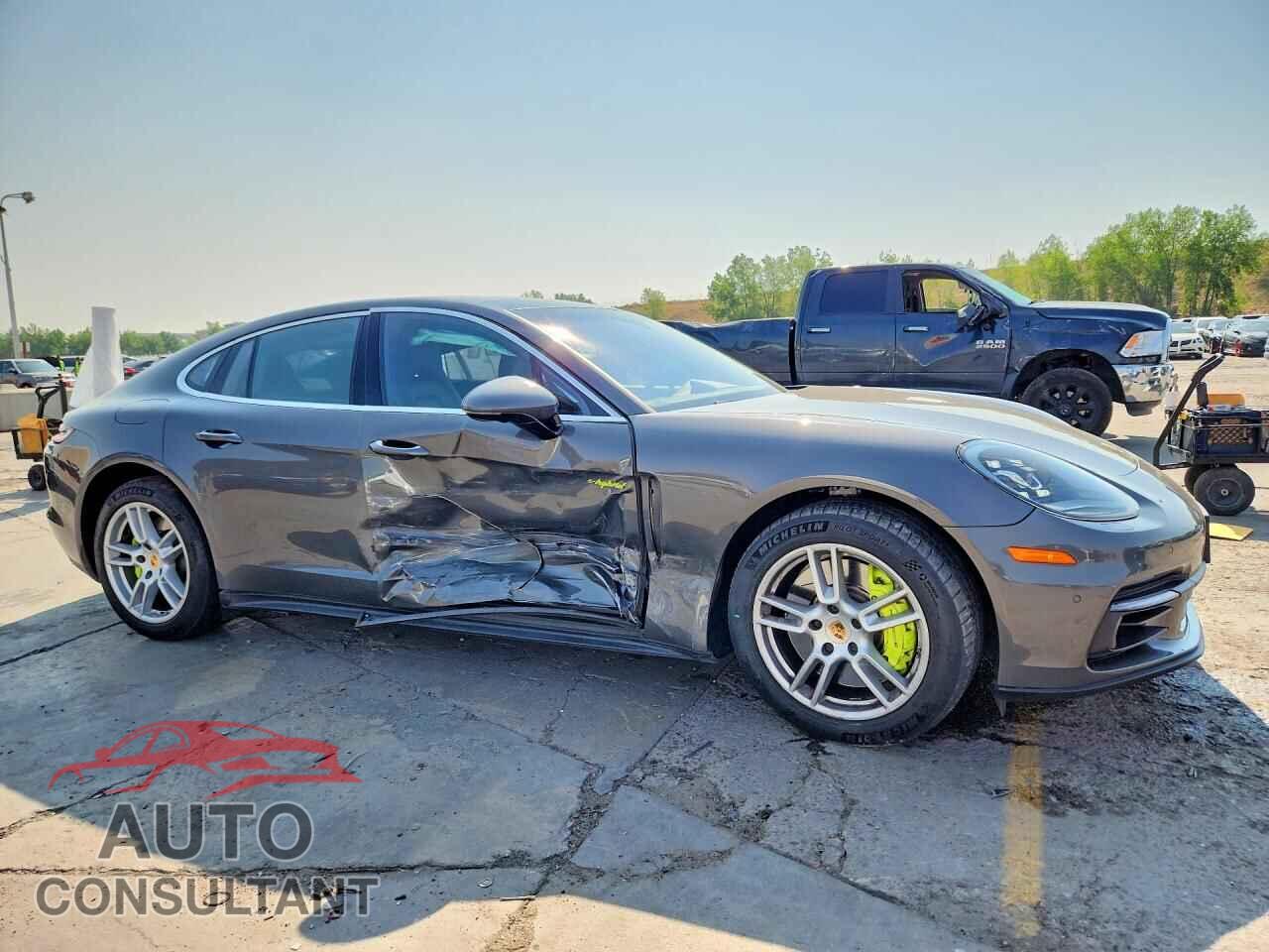 PORSCHE PANAMERA 2018 - WP0AE2A77JL127647