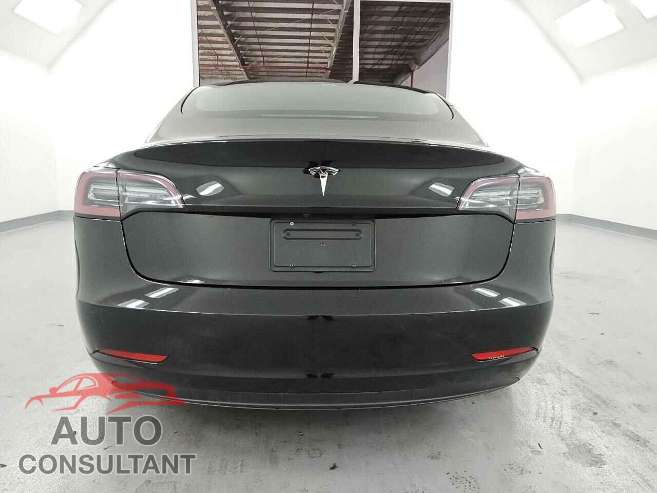TESLA MODEL 3 2022 - 5YJ3E1EA2NF288019