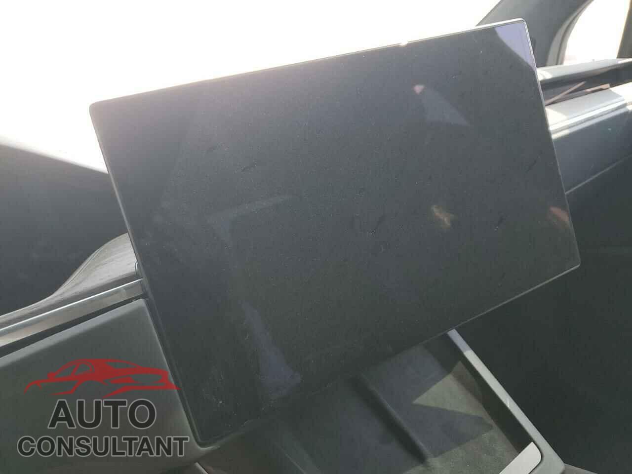 TESLA MODEL X 2023 - 7SAXCAE50PF397207