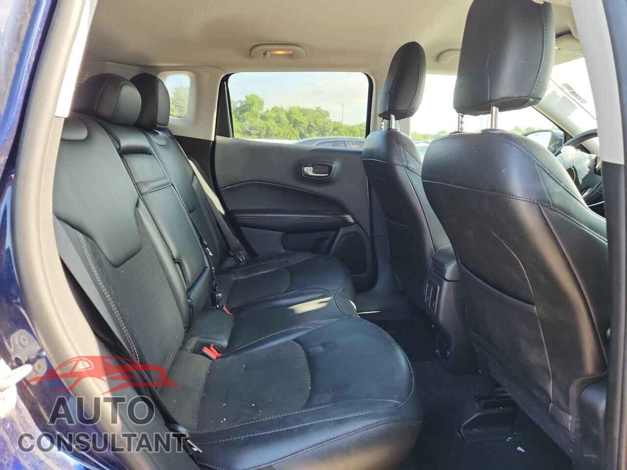 JEEP COMPASS 2019 - 3C4NJDBB0KT792181