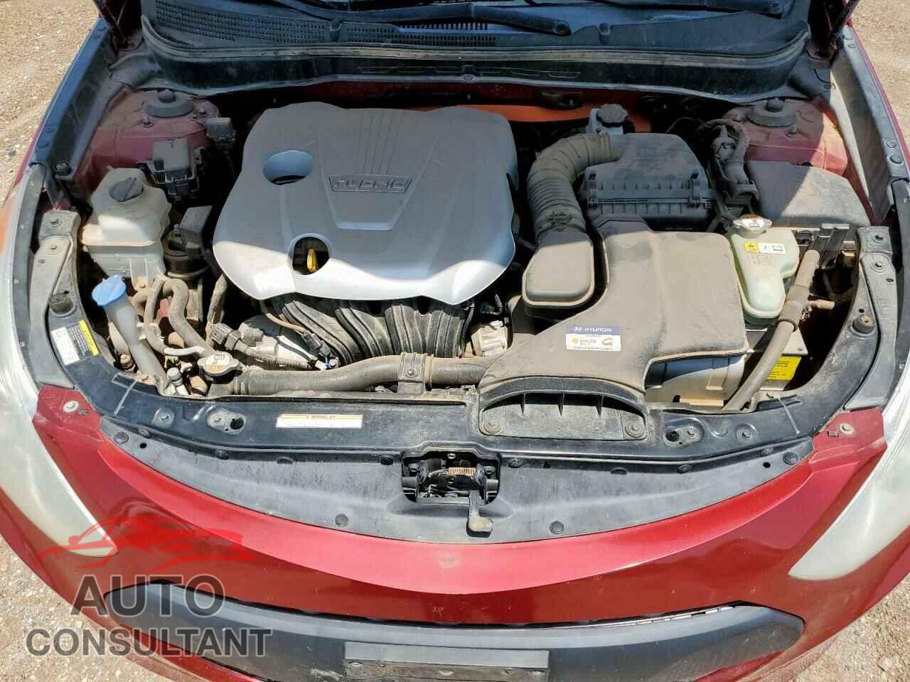 HYUNDAI SONATA 2012 - KMHEC4A46CA059828