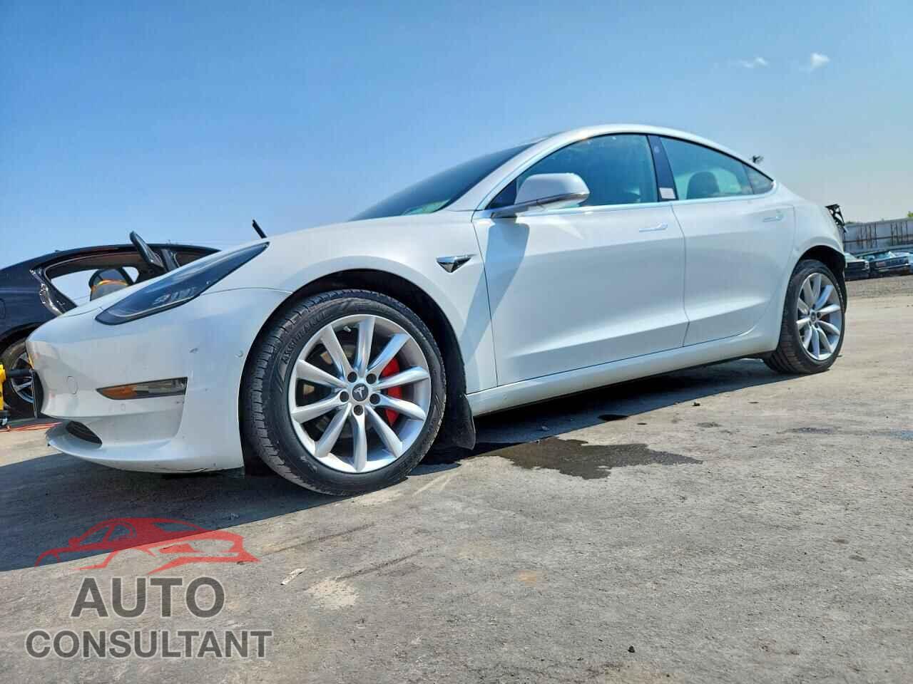 TESLA MODEL 3 2020 - 5YJ3E1EB4LF618233
