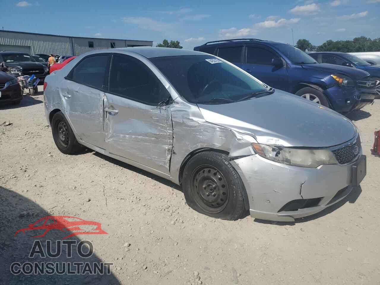 KIA FORTE 2012 - KNAFU4A24C5554894