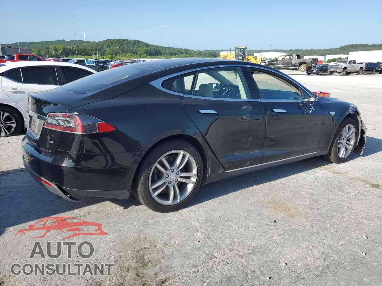 TESLA MODEL S 2014 - 5YJSA1H1XEFP61264