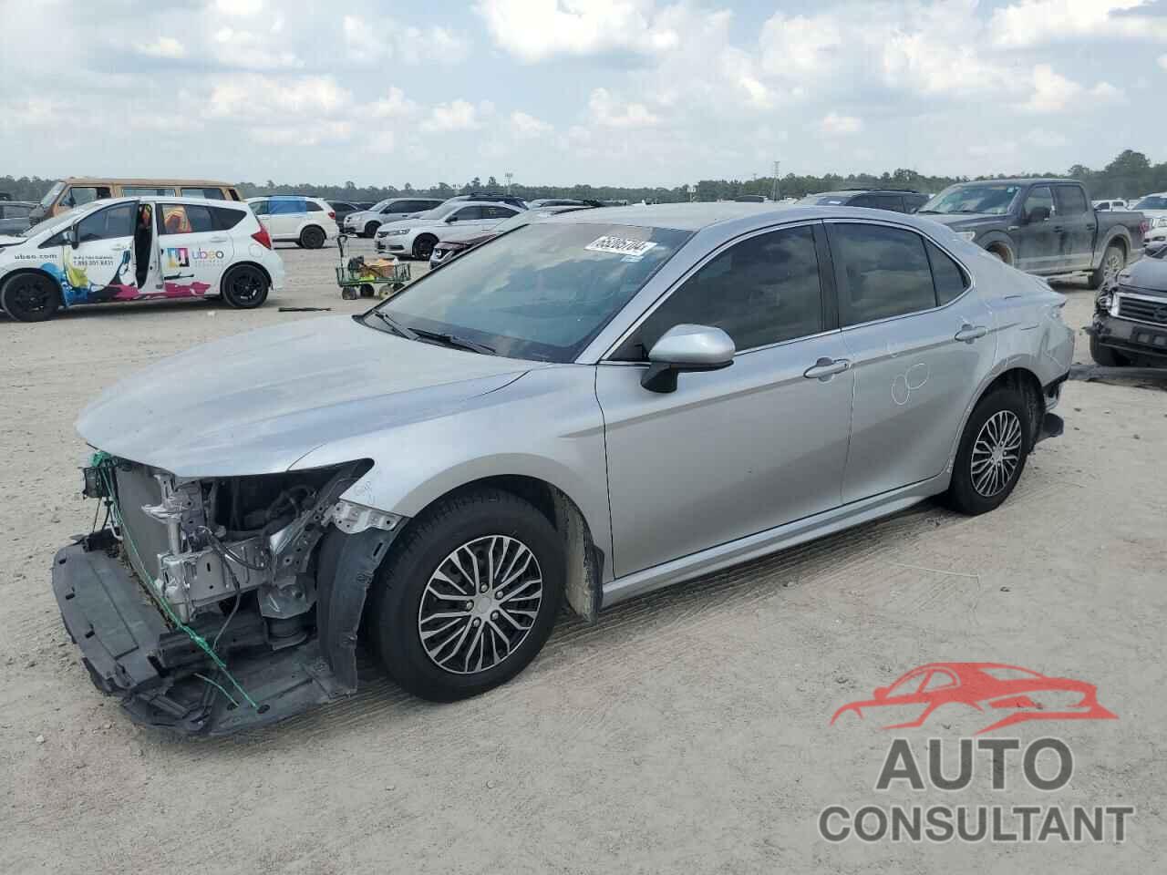 TOYOTA CAMRY 2018 - 4T1B11HK1JU078892