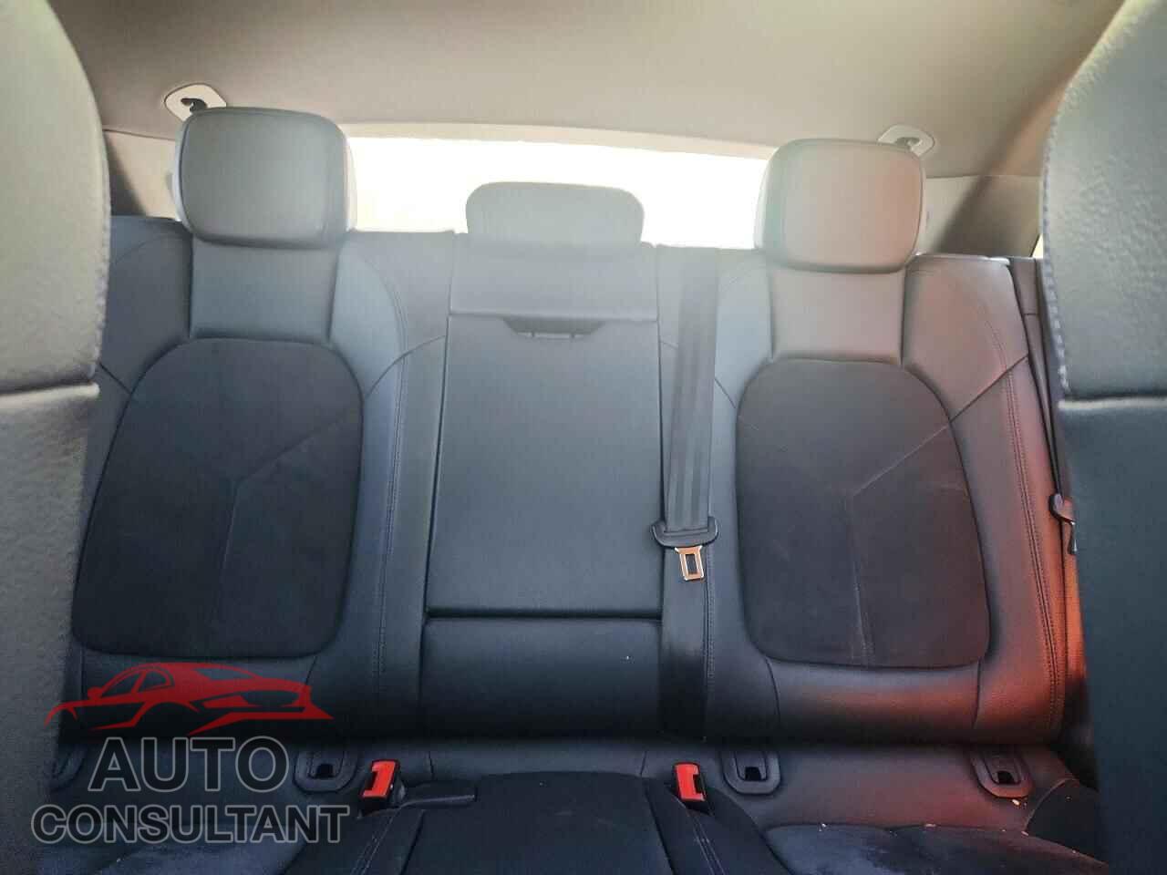 PORSCHE MACAN 2015 - WP1AB2A52FLB67776