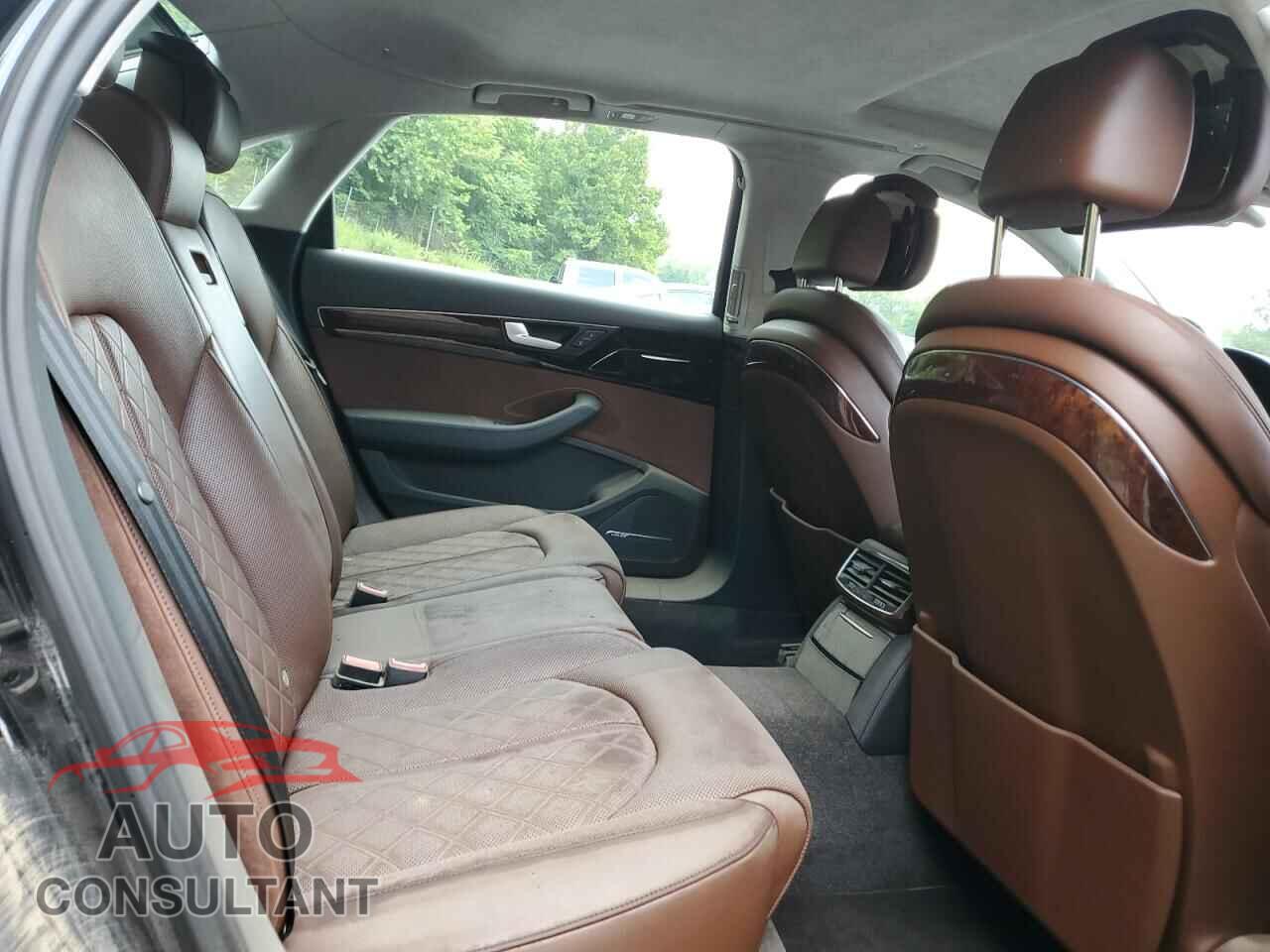 AUDI A8 2014 - WAUR2AFD5EN003923