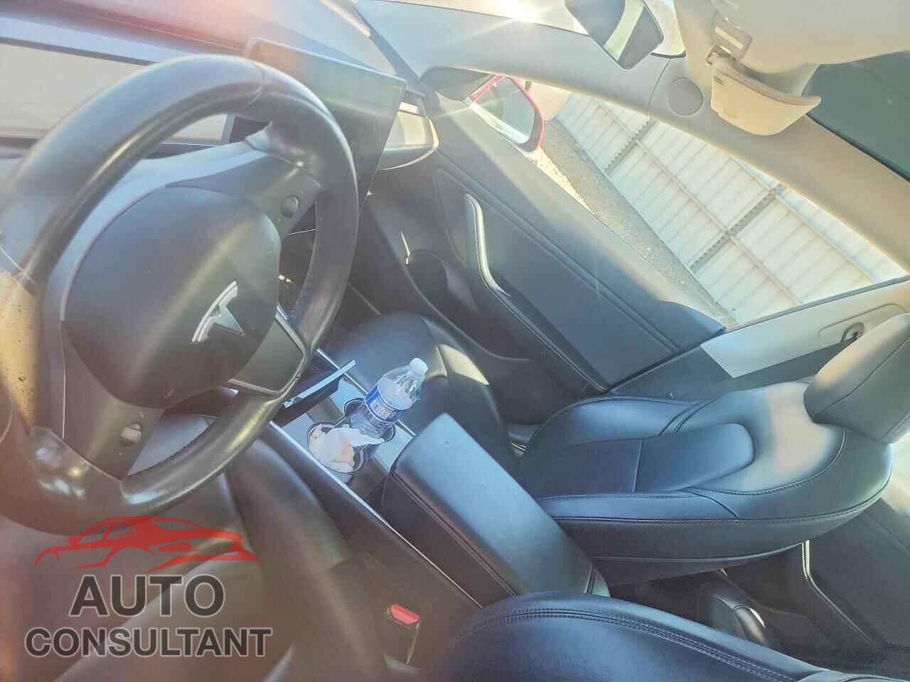 TESLA MODEL 3 2018 - 5YJ3E1EB4JF093431