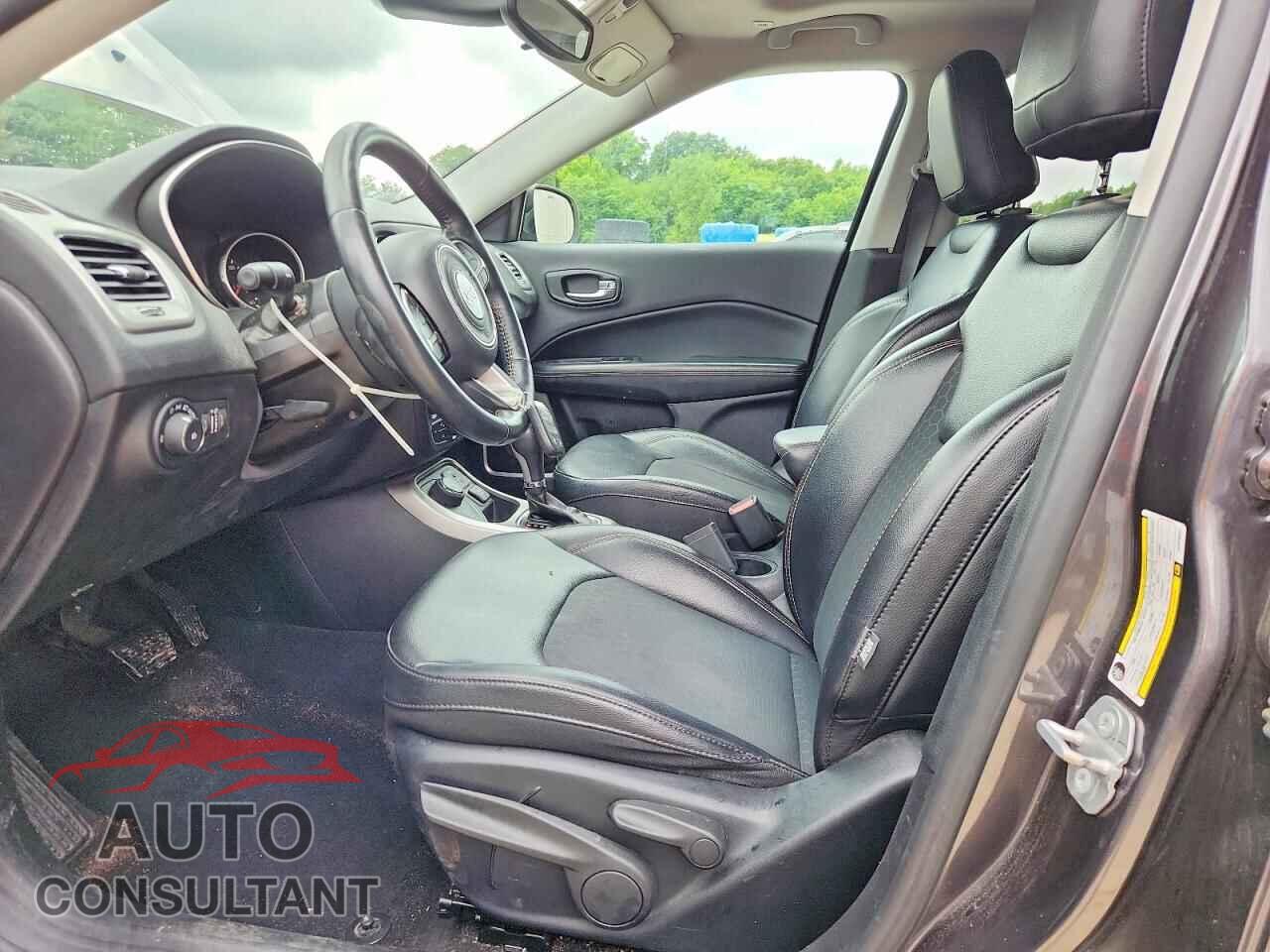 JEEP COMPASS 2019 - 3C4NJDBB1KT678917