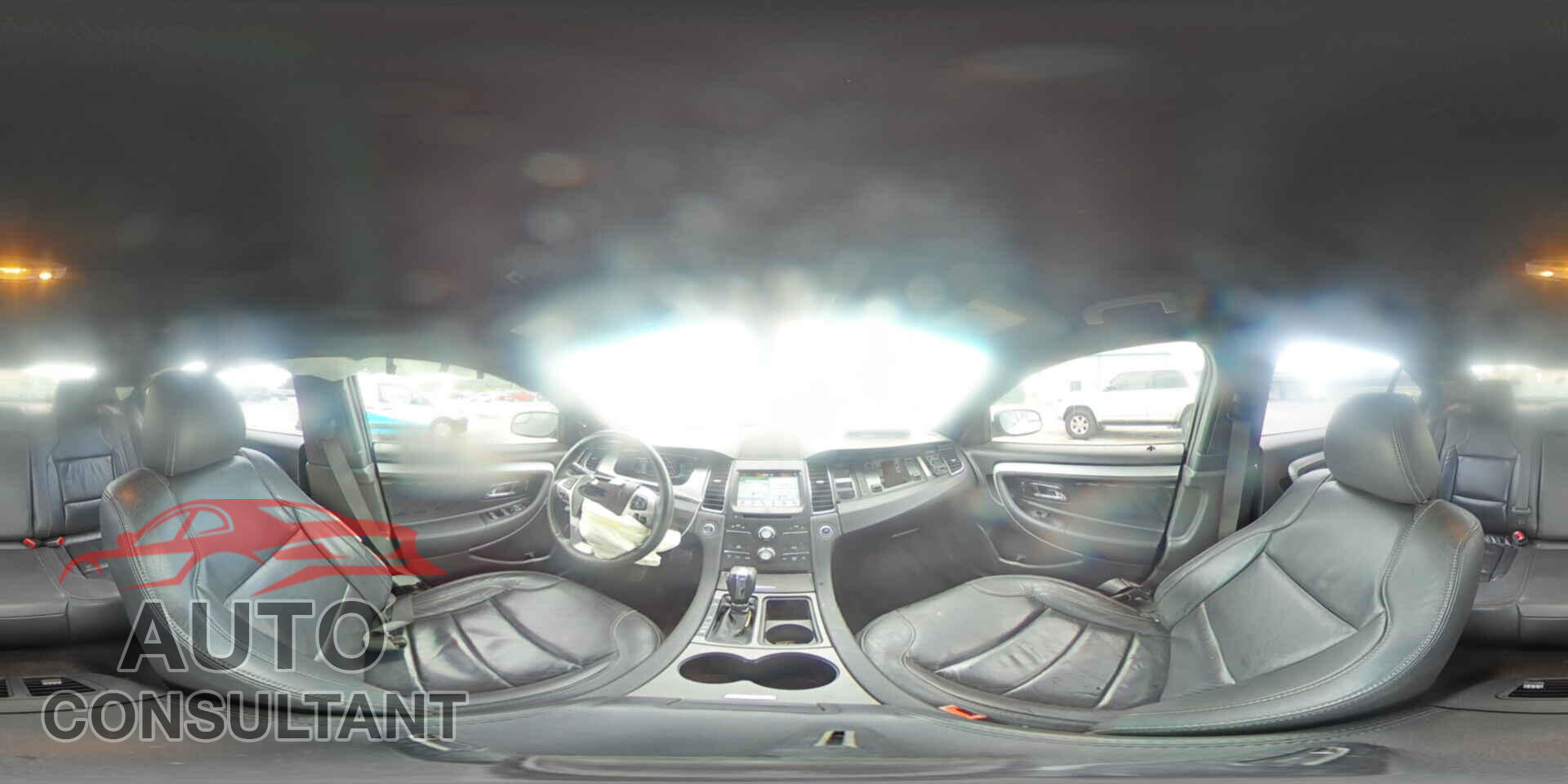 FORD TAURUS 2018 - 1FAHP2E87JG119929