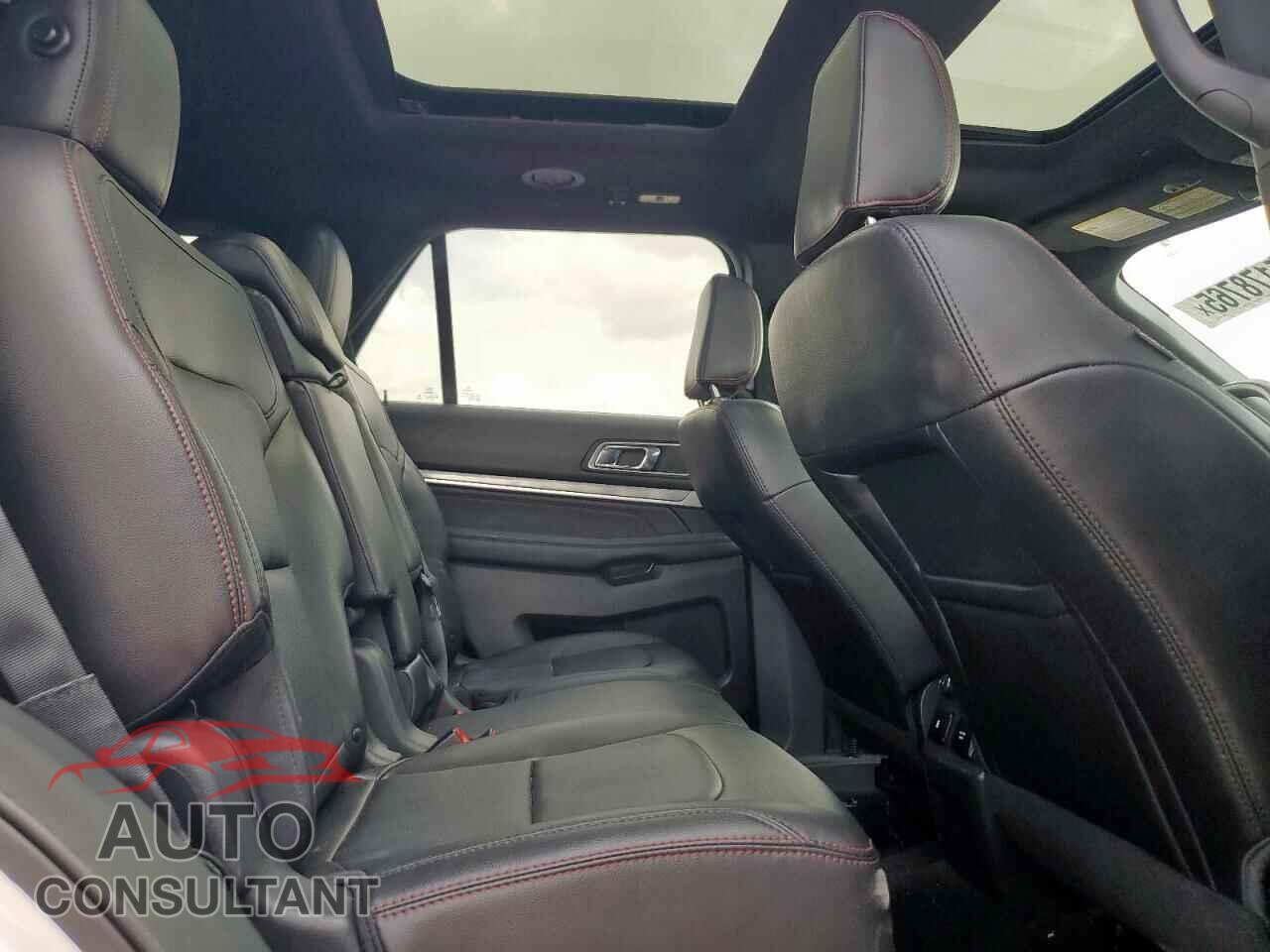 FORD EXPLORER 2018 - 1FM5K8GT9JGB01640