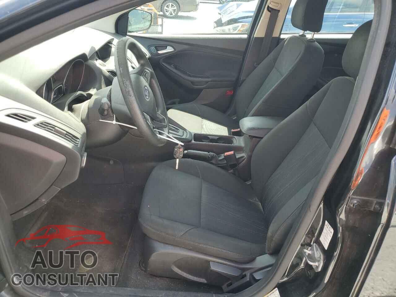 FORD FOCUS 2015 - 1FADP3F27FL282707