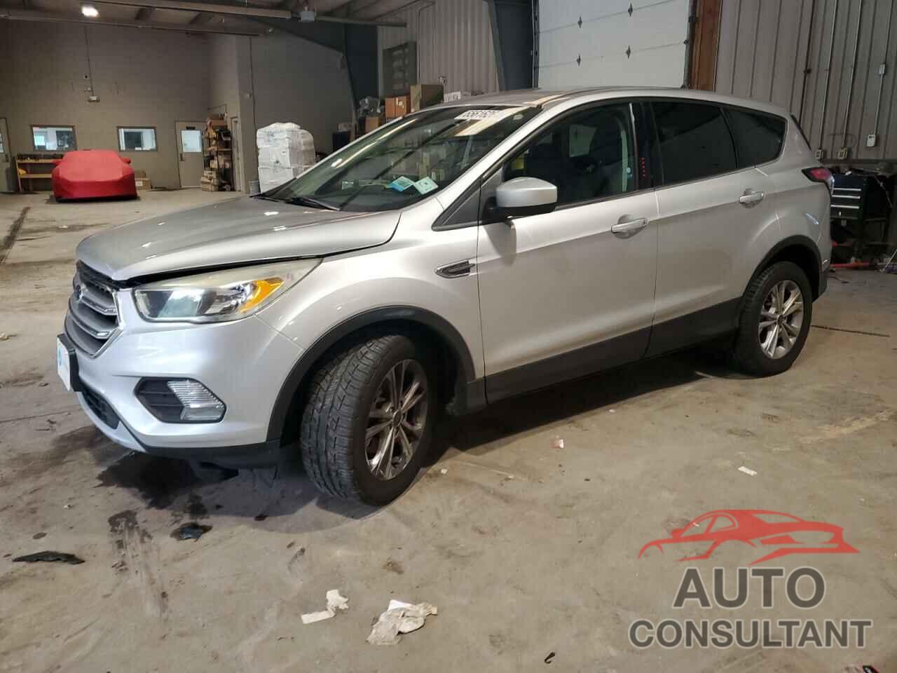 FORD ESCAPE 2017 - 1FMCU0GD3HUC45725