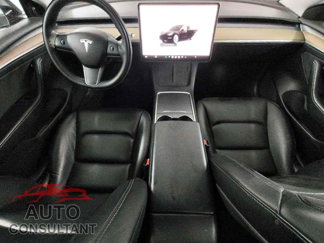 TESLA MODEL 3 2022 - 5YJ3E1EB0NF300242