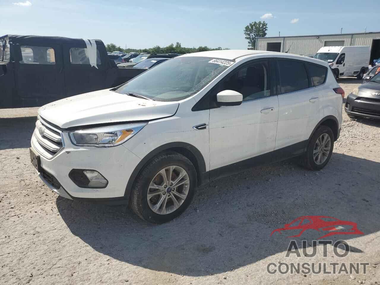 FORD ESCAPE 2019 - 1FMCU9GD0KUA52590