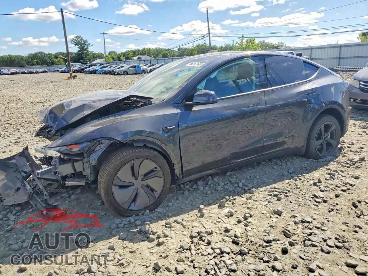 TESLA MODEL Y 2026 - 7SAYGDEEXTA673510