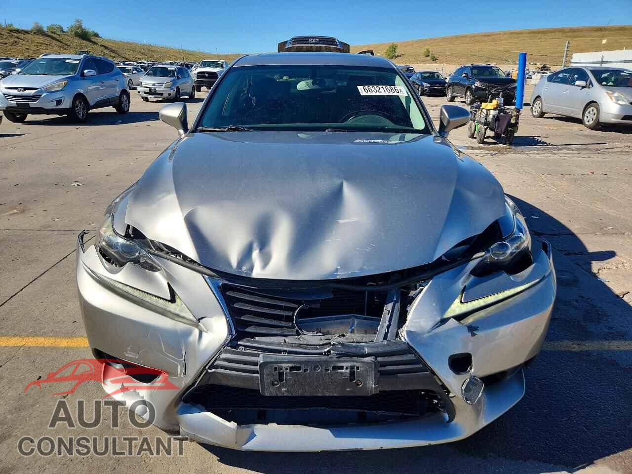LEXUS IS 2015 - JTHCF1D23F5020167