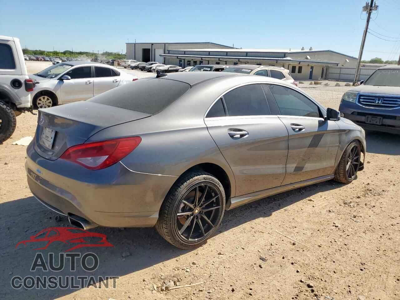 MERCEDES-BENZ CLA-CLASS 2015 - WDDSJ4EB4FN257574