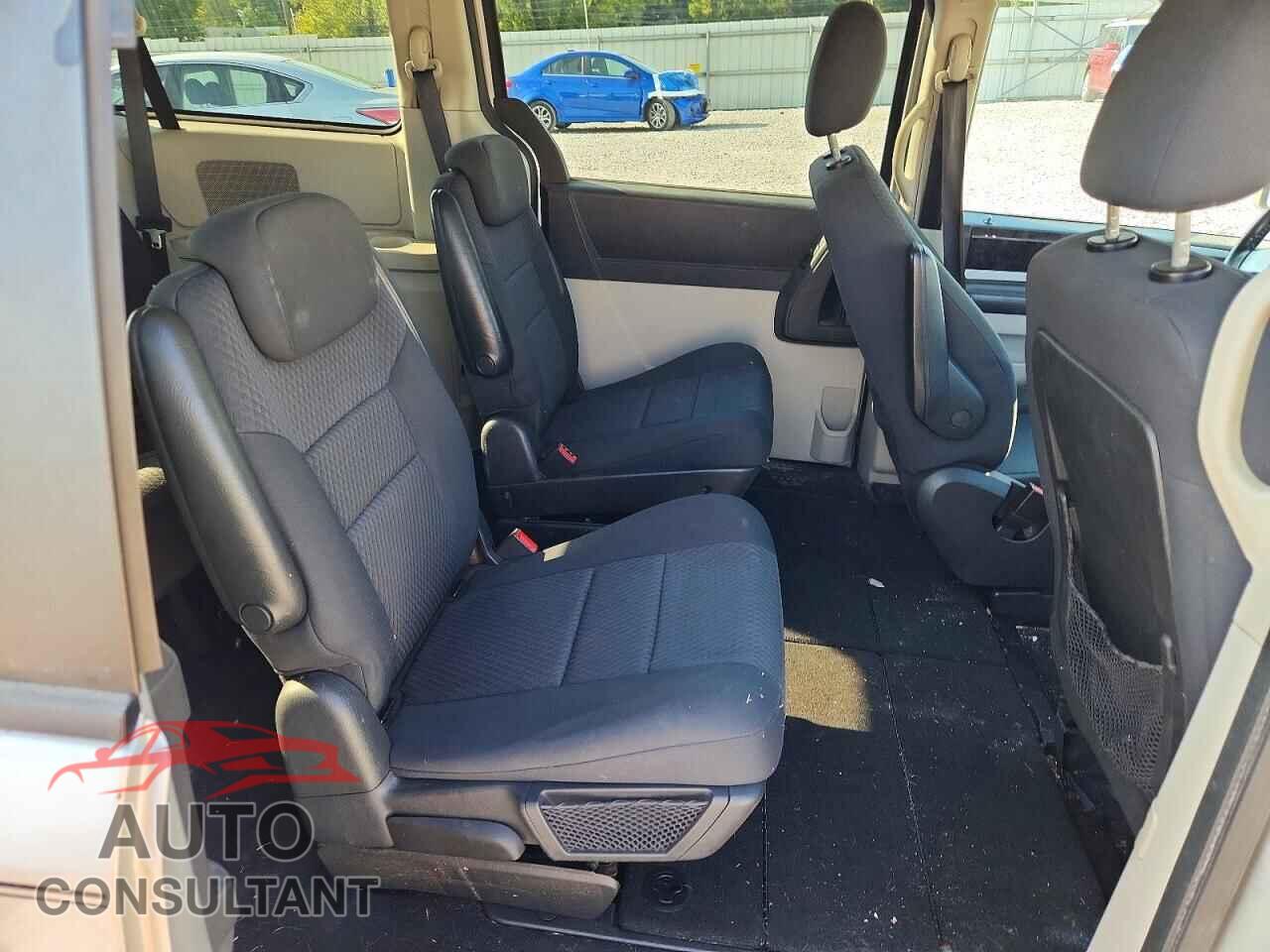 DODGE CARAVAN 2010 - 2D4RN5D12AR215740