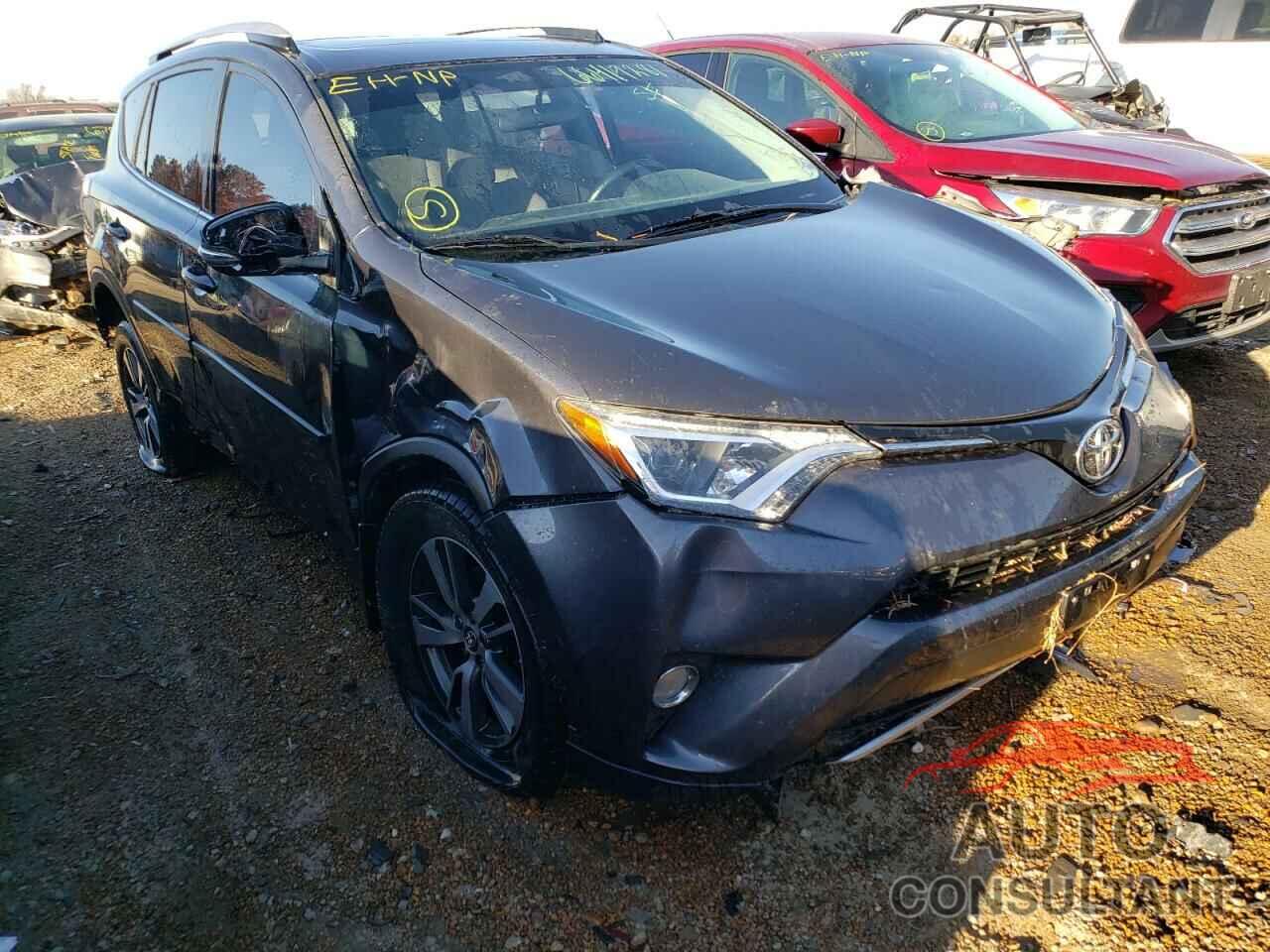 TOYOTA RAV4 2016 - JTMRFREV1GJ079357