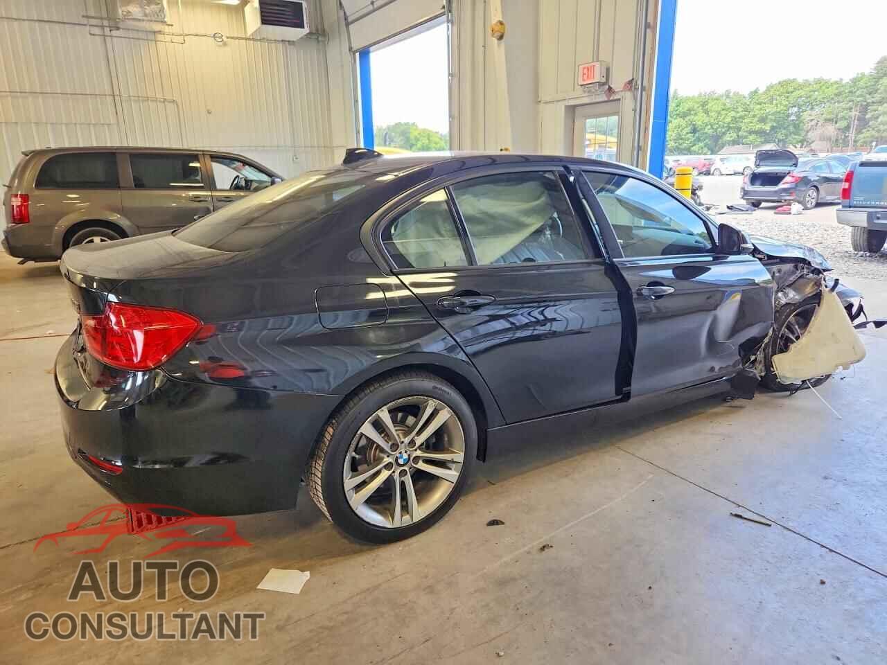 BMW 3 SERIES 2013 - WBA3B3C58DJ976086