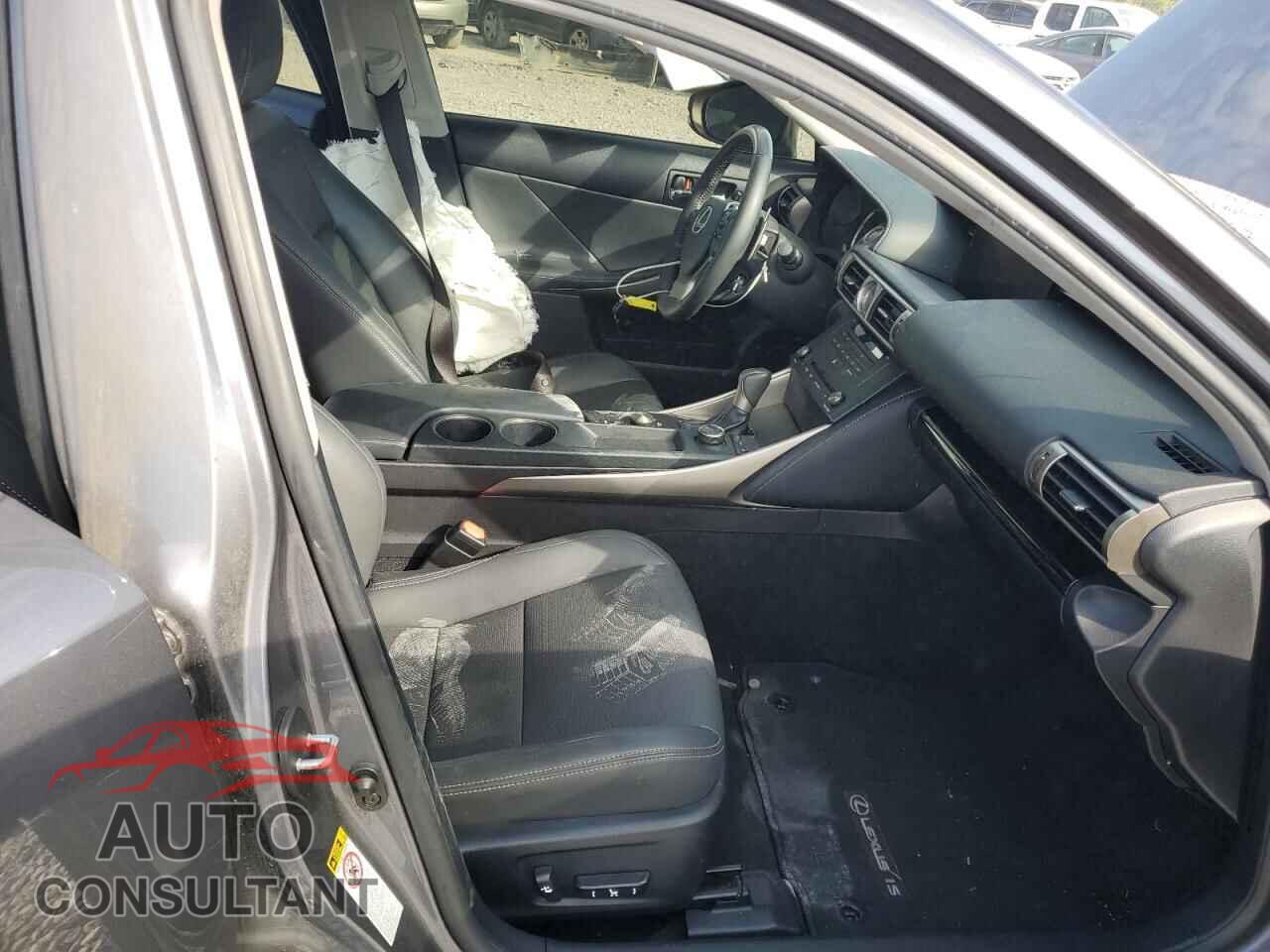 LEXUS IS 2015 - JTHBF1D29F5048440