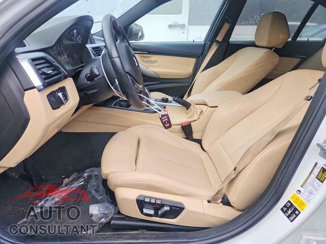 BMW 3 SERIES 2018 - WBA8D9C50JEB35793