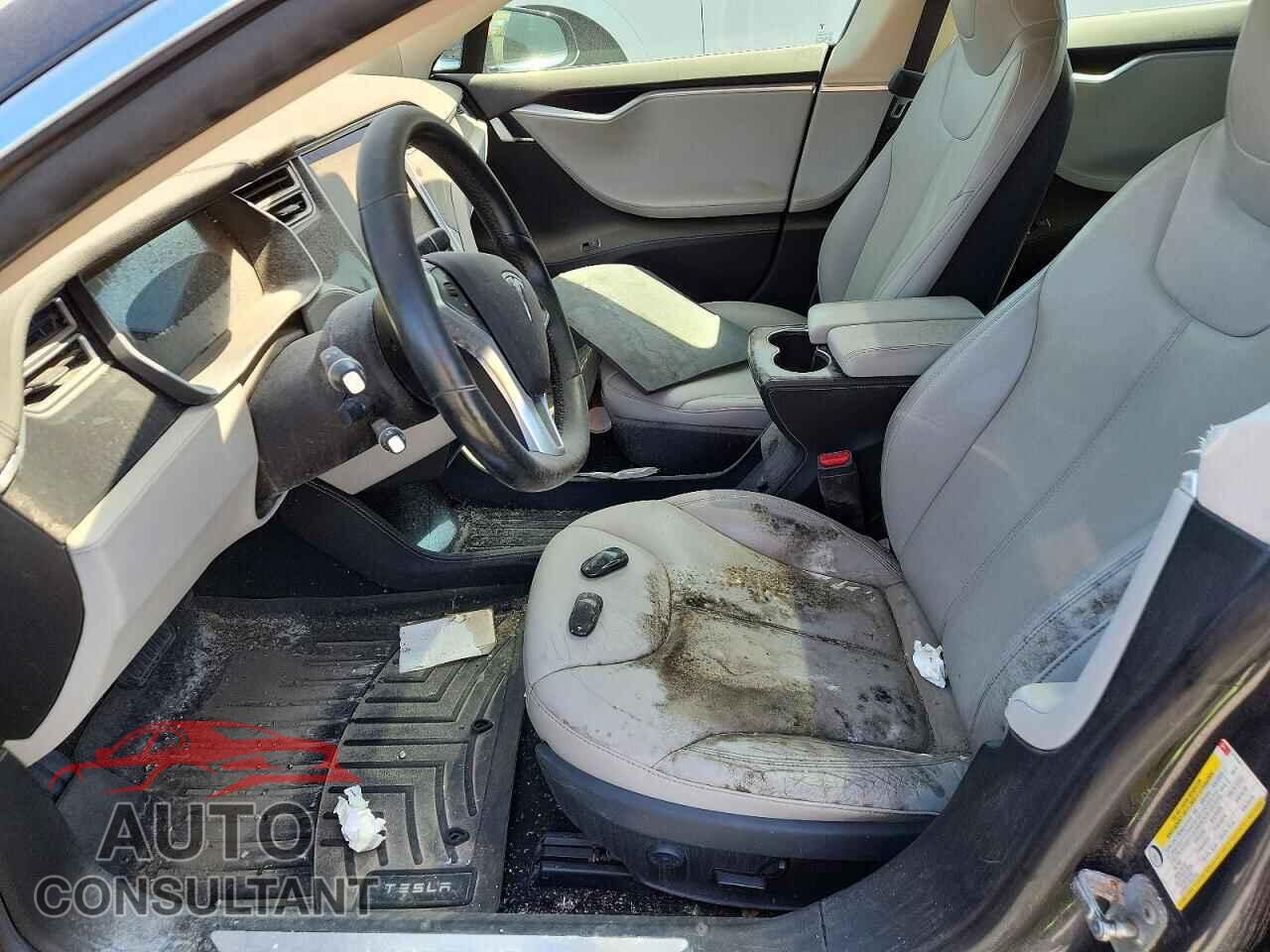 TESLA MODEL S 2015 - 5YJSA1H28FFP74587