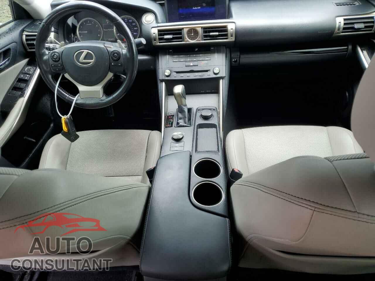 LEXUS IS 2016 - JTHBA1D2XG5016256