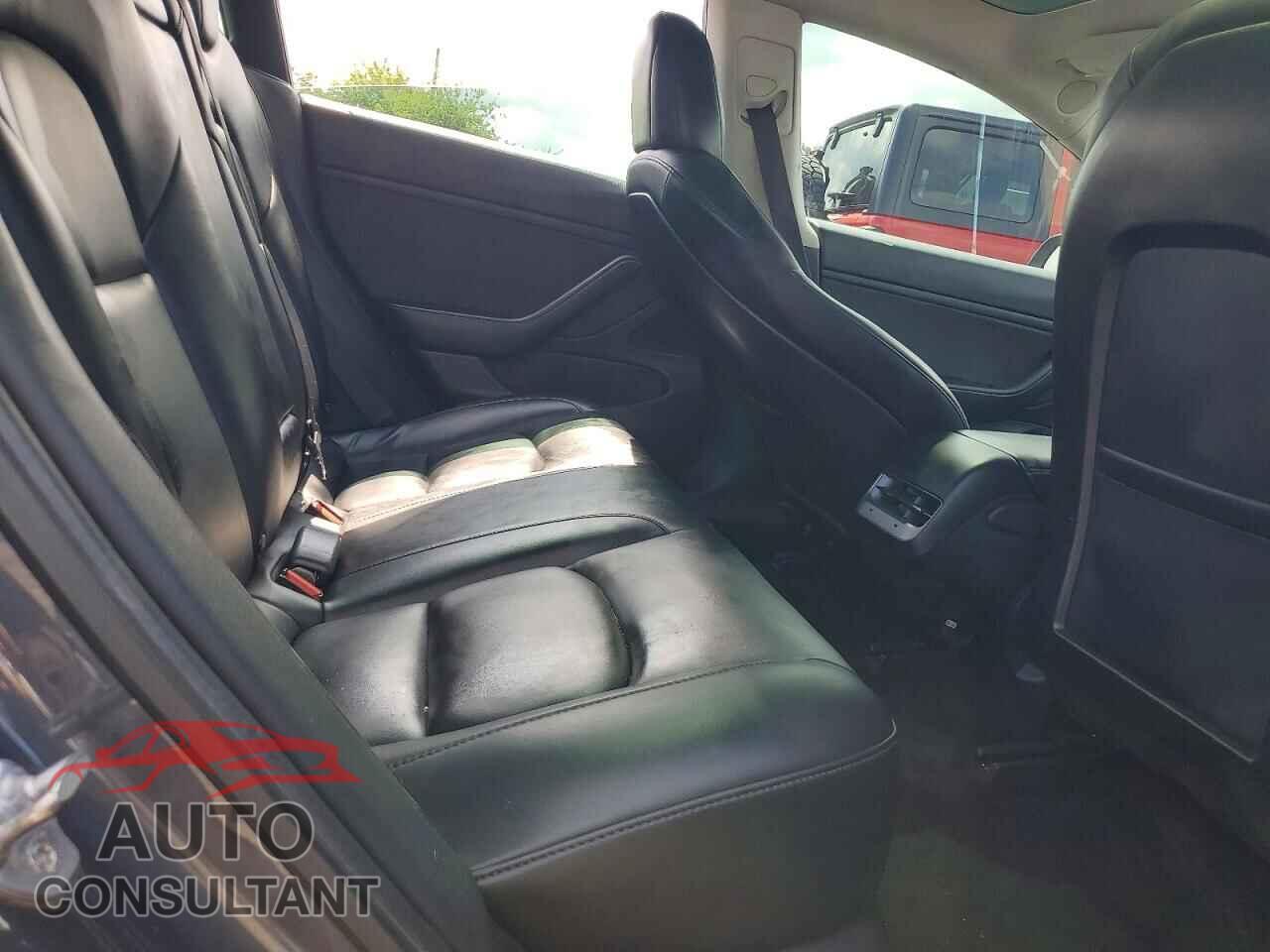 TESLA MODEL 3 2020 - 5YJ3E1EB0LF717504