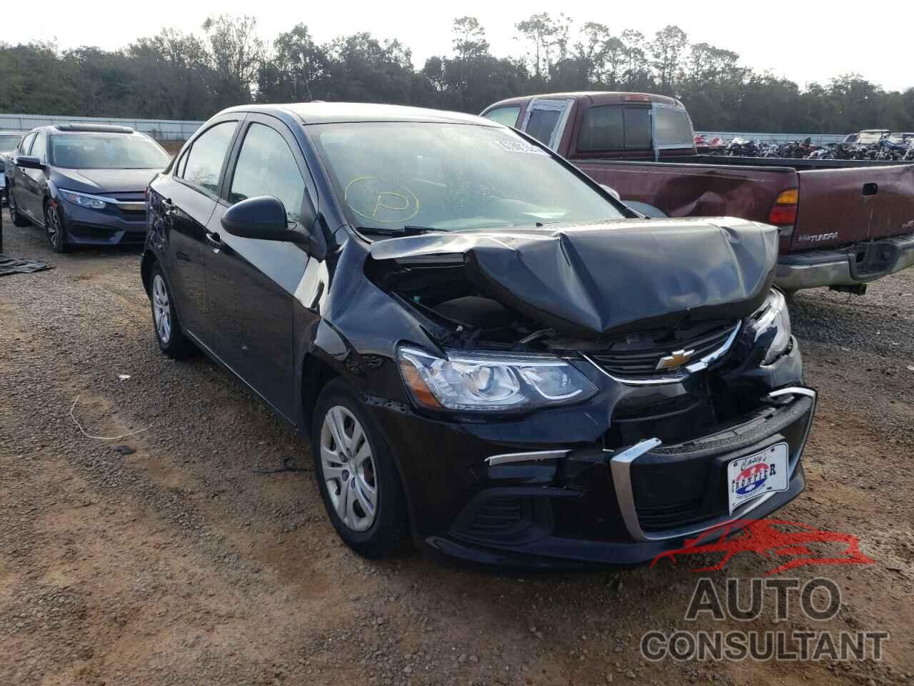 CHEVROLET SONIC 2018 - 1G1JB5SH4J4119896