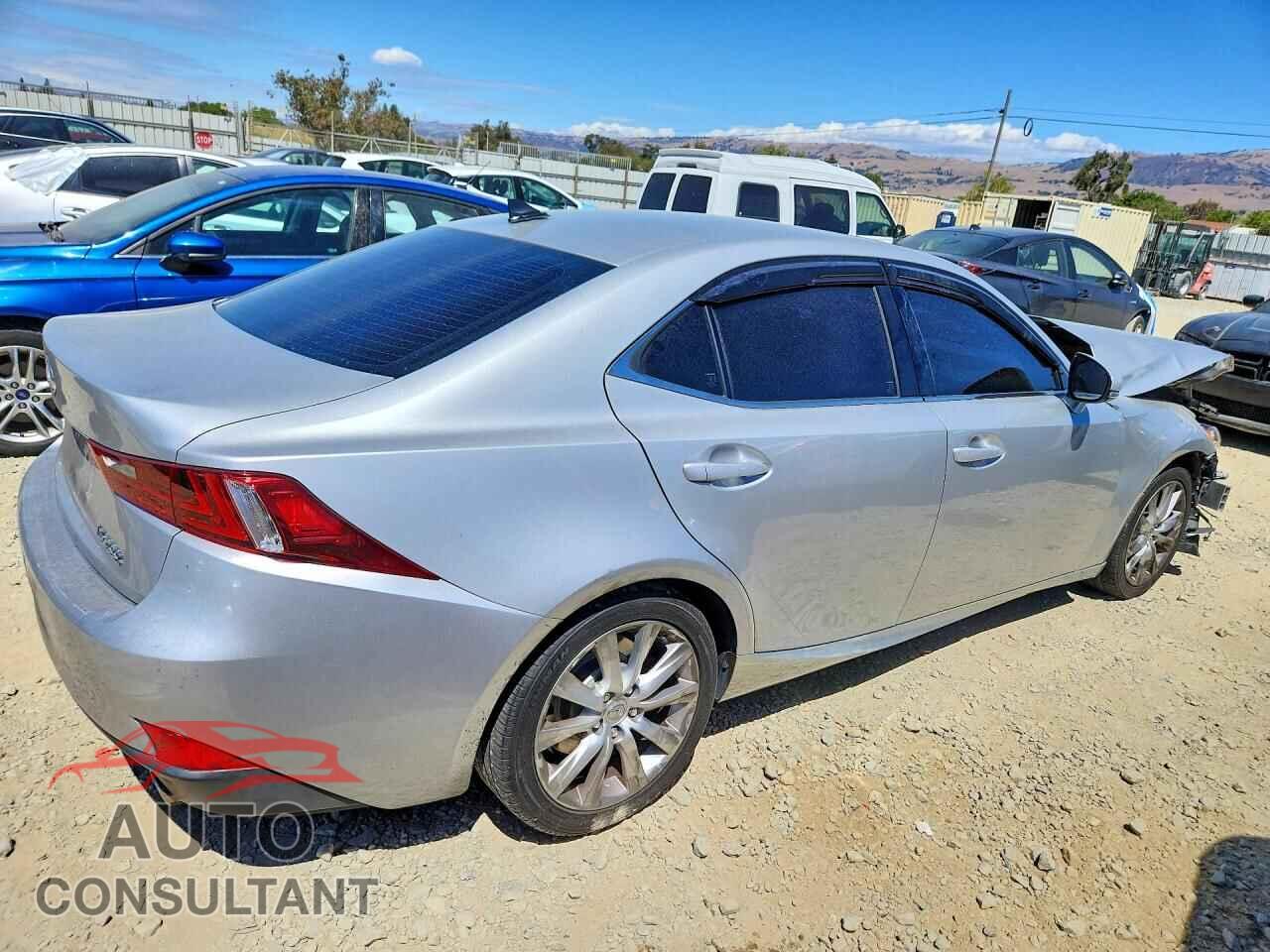LEXUS IS 2016 - JTHBA1D27G5023262