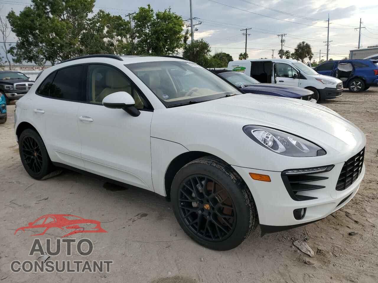 PORSCHE MACAN 2016 - WP1AB2A55GLB45756