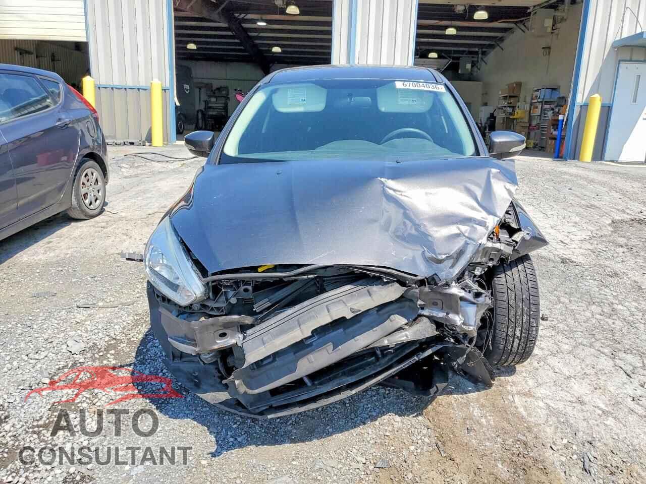 FORD FOCUS 2017 - 1FADP3F25HL233069