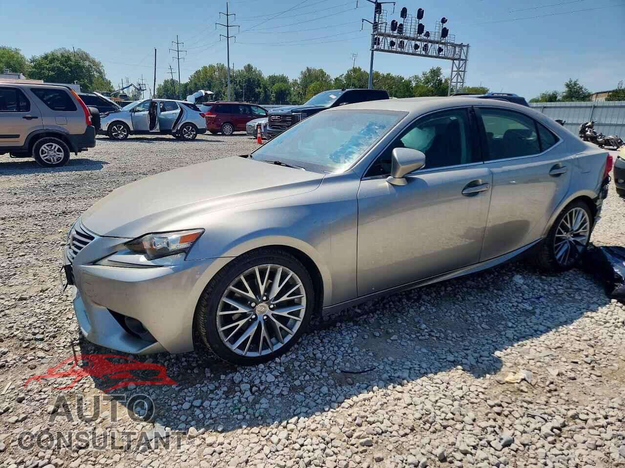LEXUS IS 2015 - JTHCF1D21F5018384