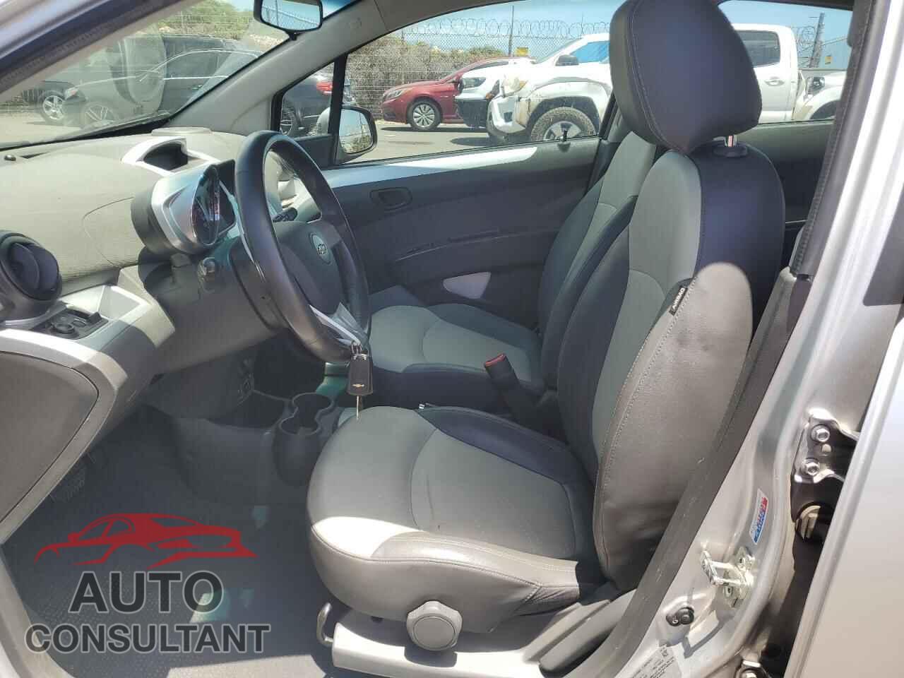 CHEVROLET SPARK 2015 - KL8CF6S93FC714523