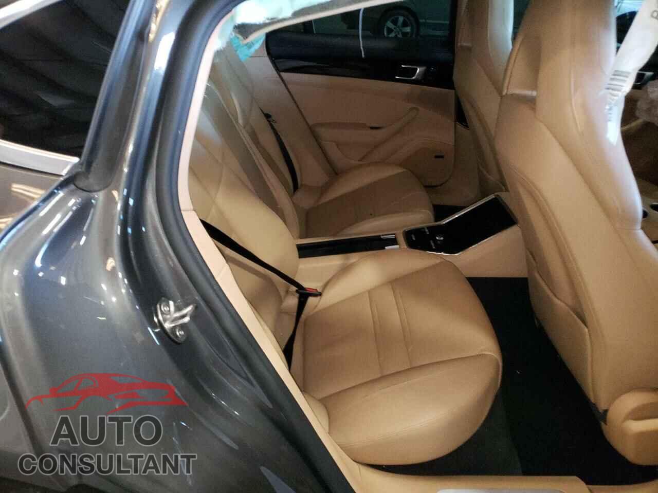 PORSCHE PANAMERA 2017 - WP0AB2A70HL123569
