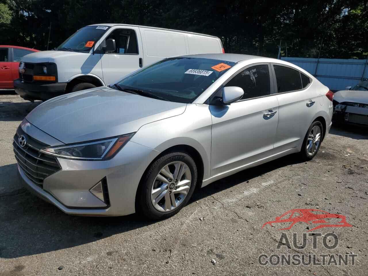 HYUNDAI ELANTRA 2019 - KMHD84LF1KU746305