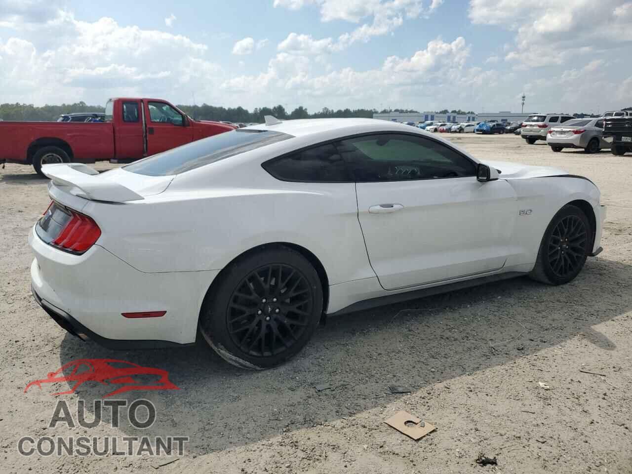 FORD MUSTANG 2021 - 1FA6P8CF2M5112382
