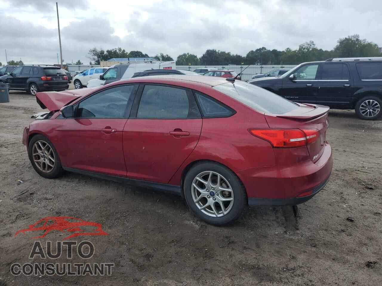 FORD FOCUS 2015 - 1FADP3F24FL338599