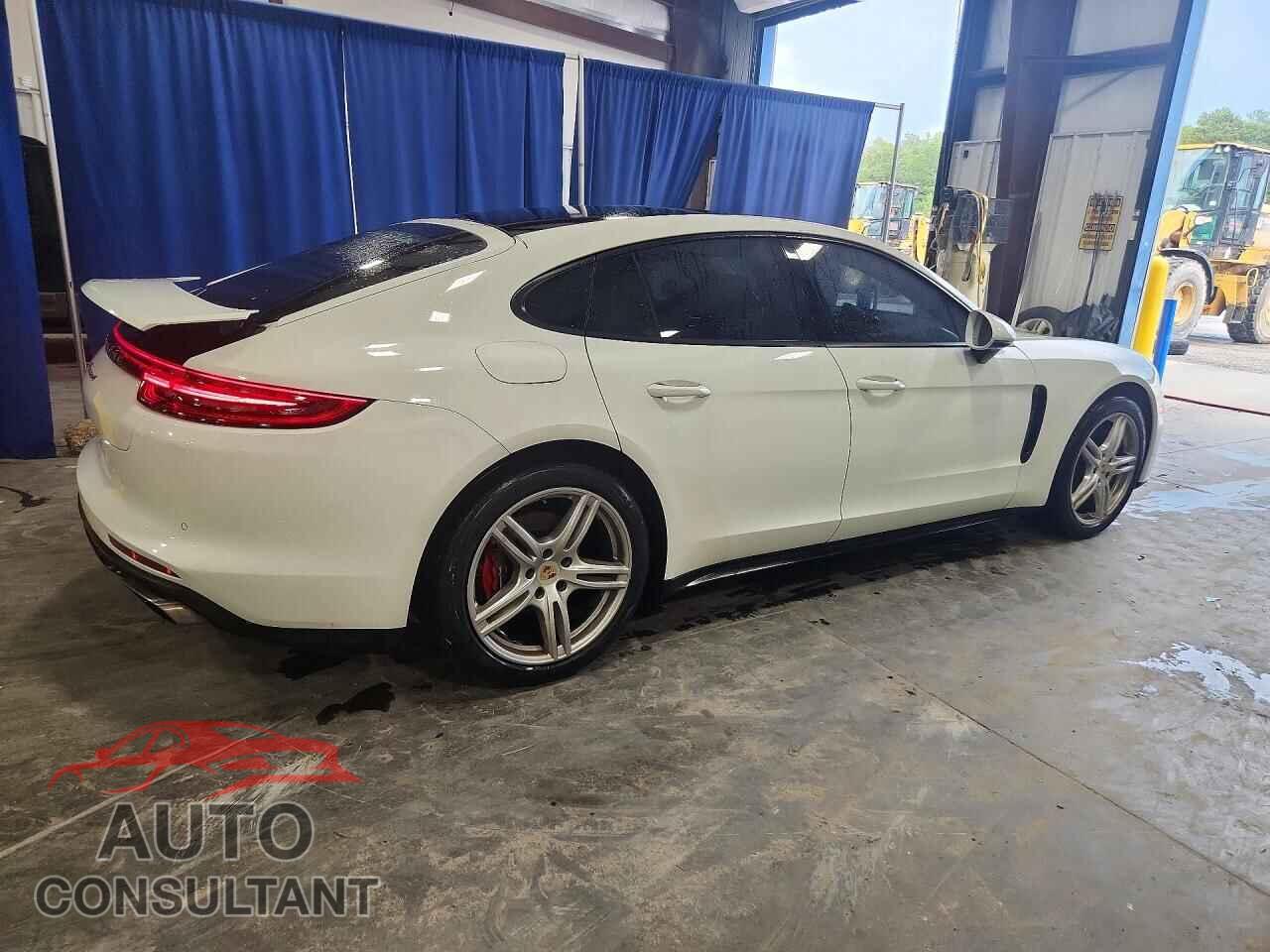 PORSCHE PANAMERA 2017 - WP0AA2A76HL100591