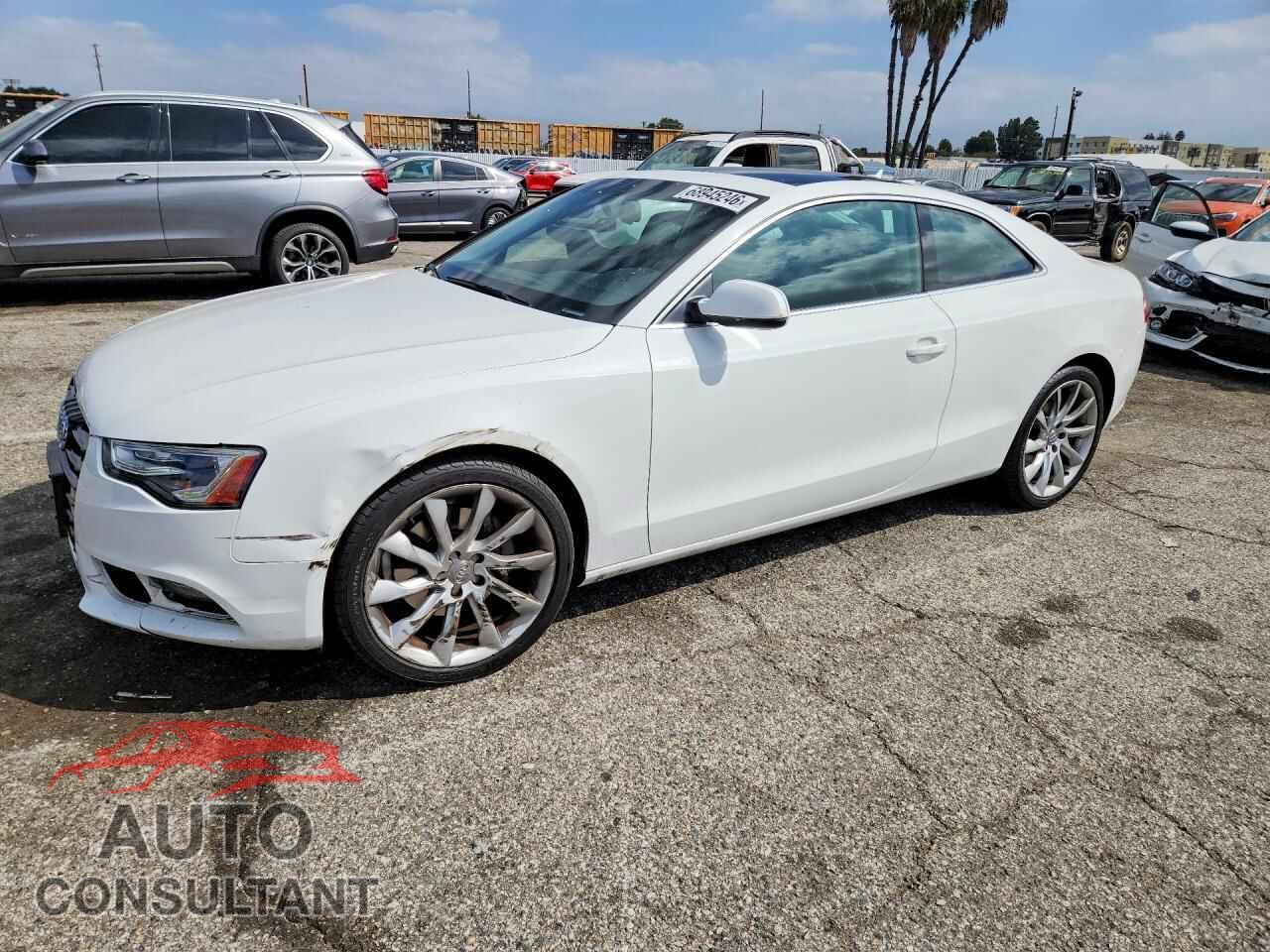 AUDI A5 2014 - WAULFAFR1EA024507
