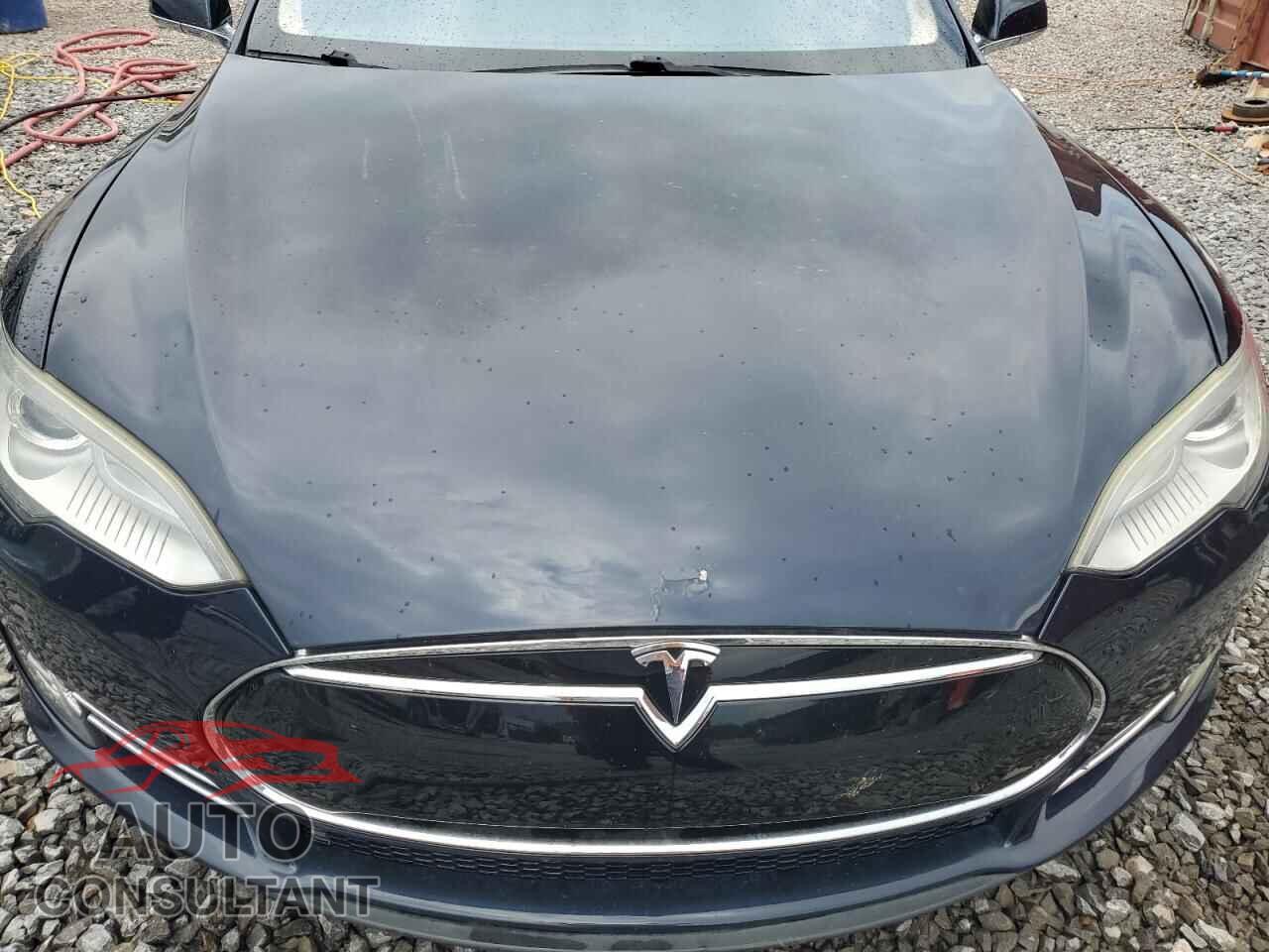 TESLA MODEL S 2013 - 5YJSA1AG9DFP08343