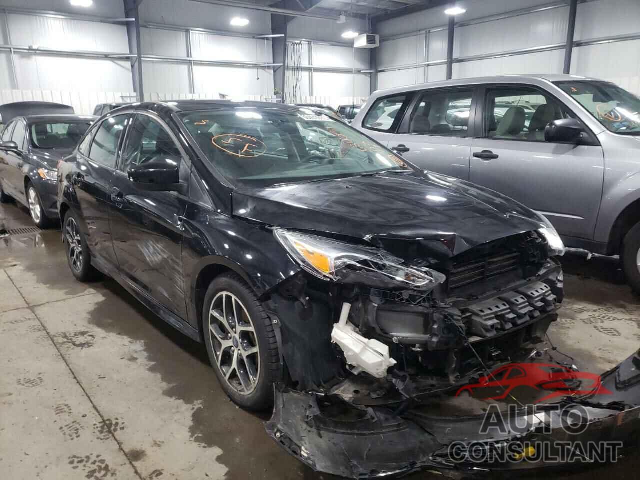 FORD FOCUS 2016 - 1FADP3F2XGL310355