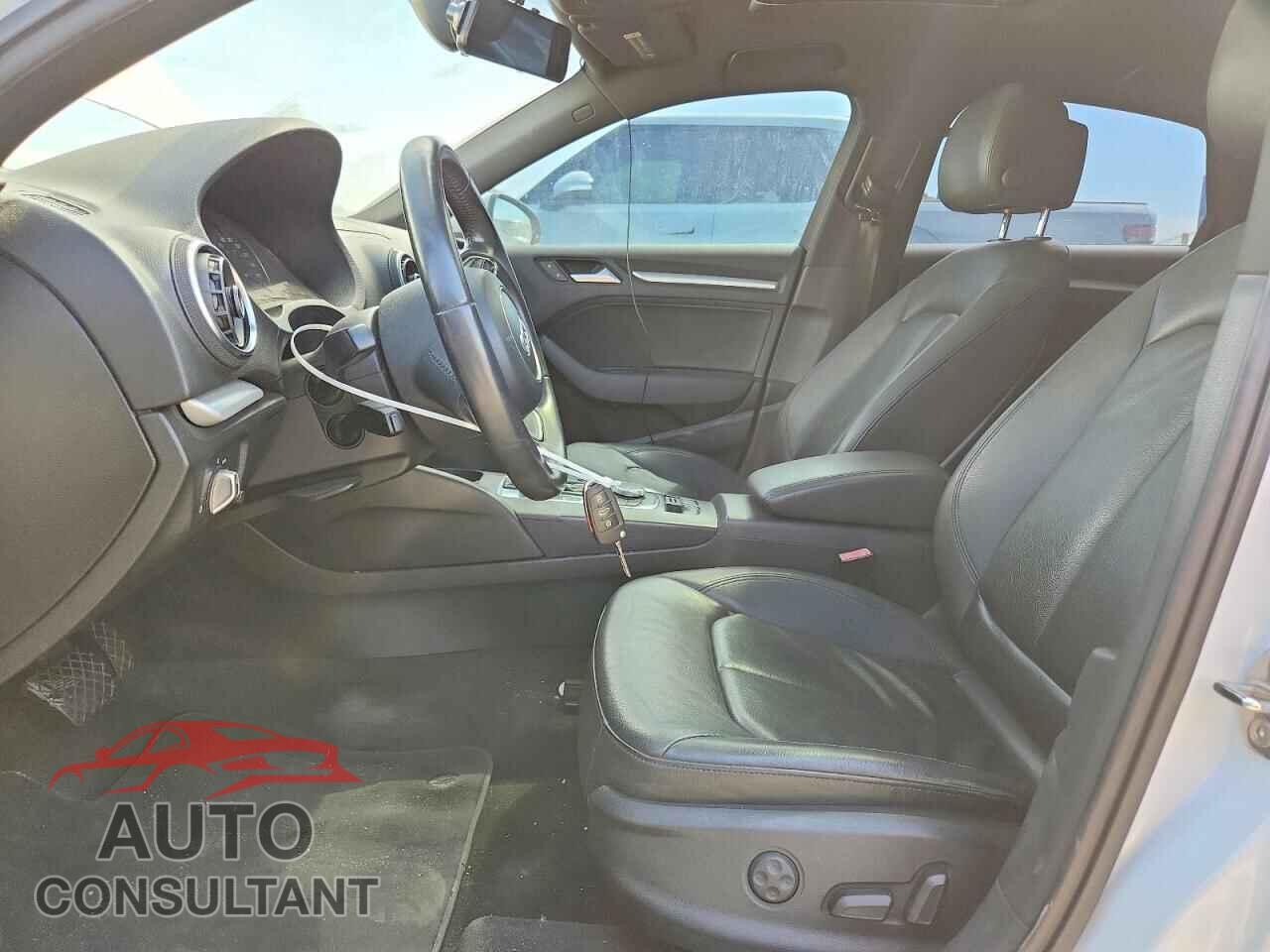 AUDI A3 2015 - WAUACGFF4F1110856